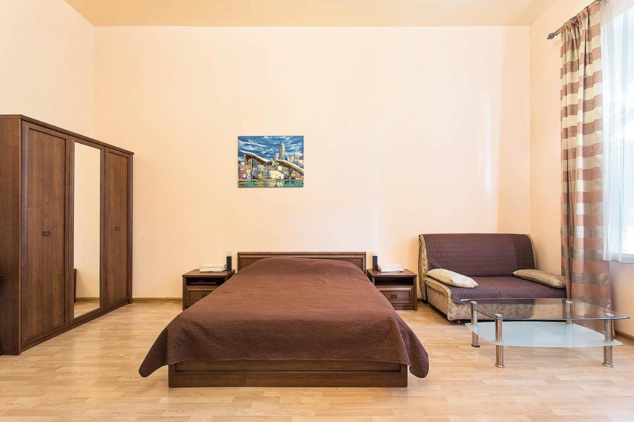 Etazh Apartment